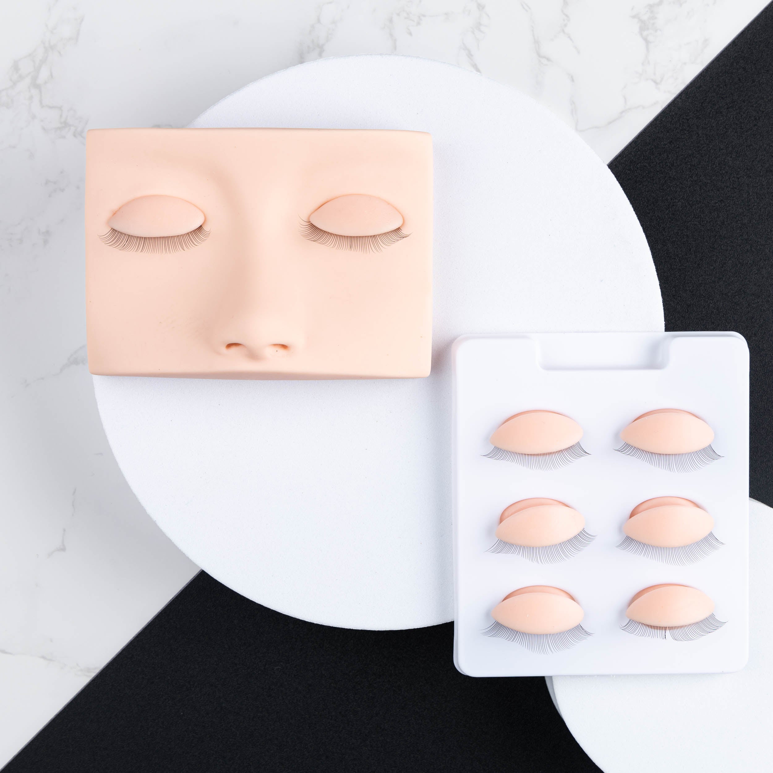 Mannequin head + 4 pairs of eyelids