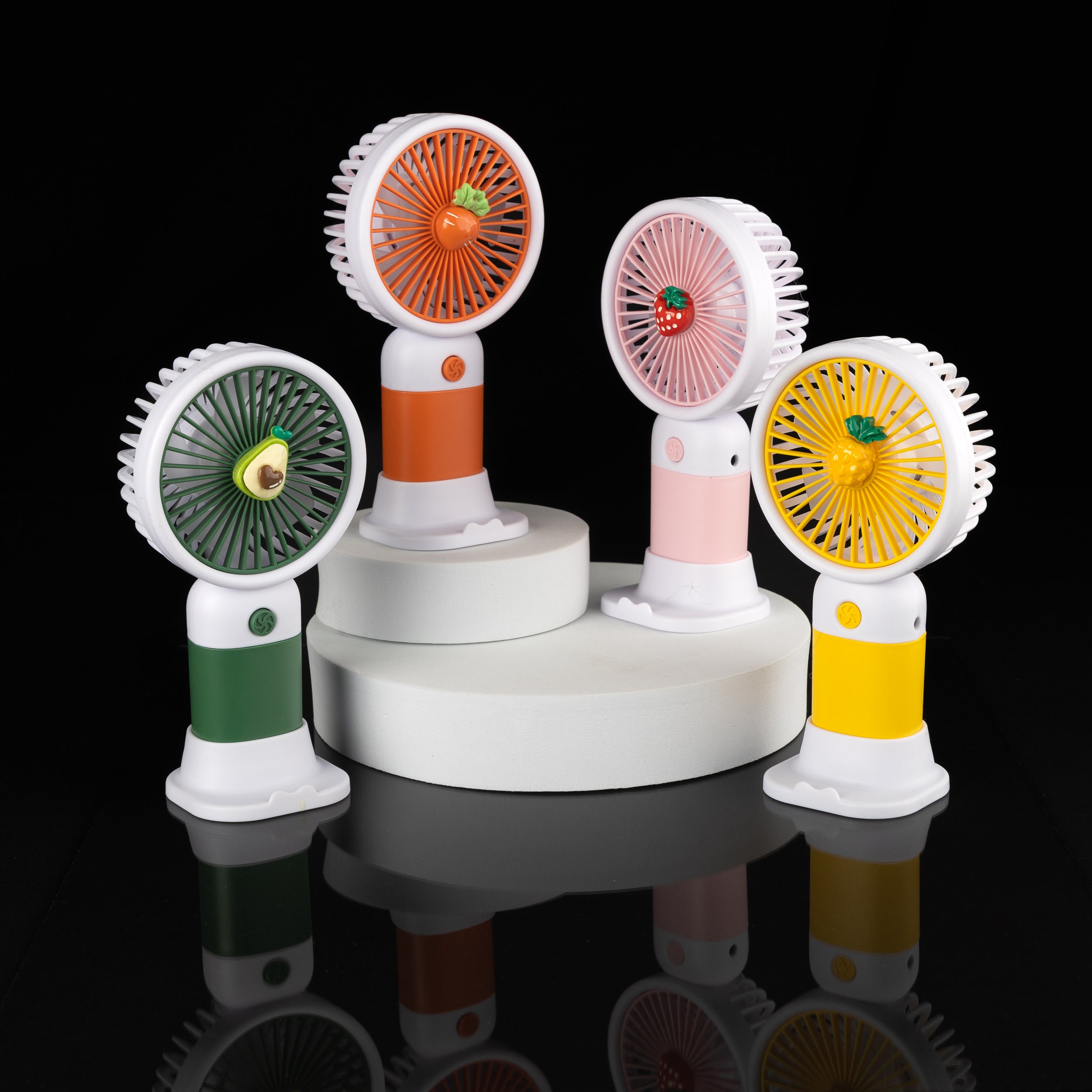 Mini handheld fan (fruit/veggies edition)